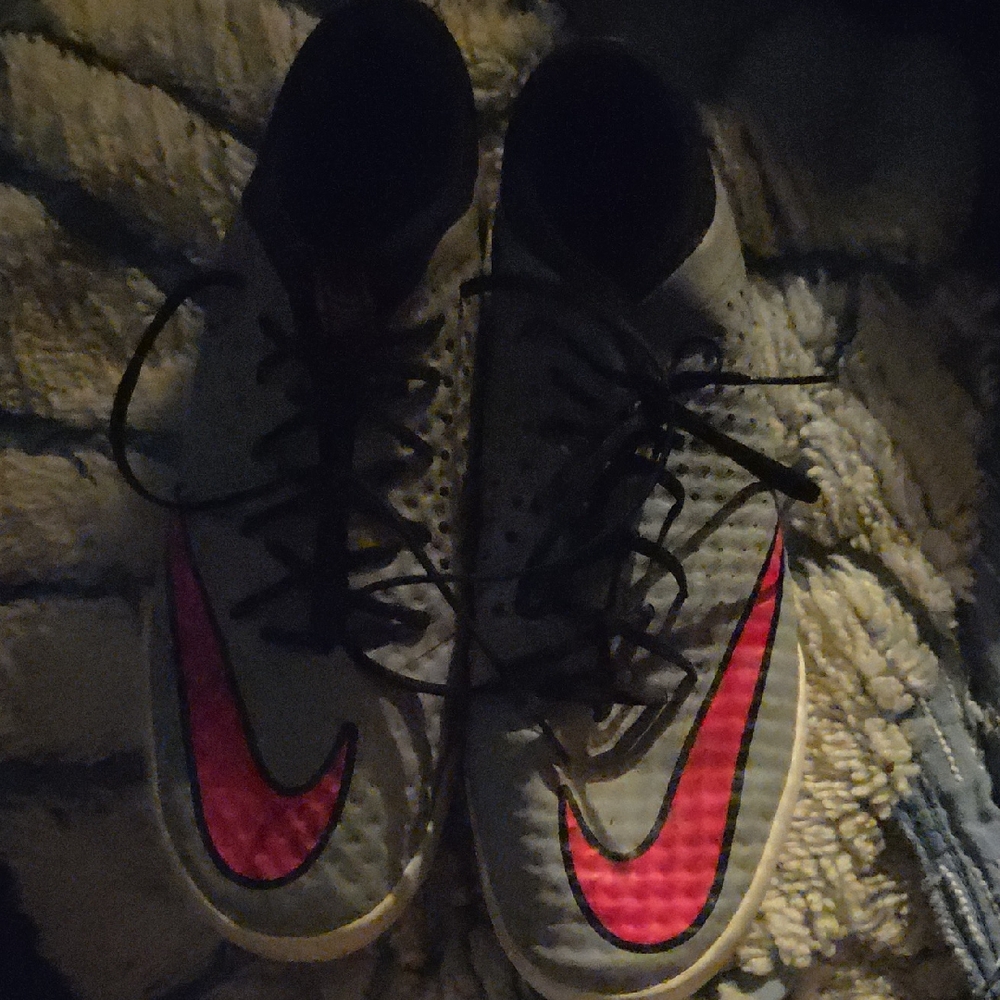 Nike Gray and Pink Sports Sneakers Soccor.shoes